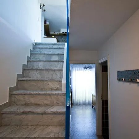 Casa Annunziata, Borgo E Mare A Vakantiehuis